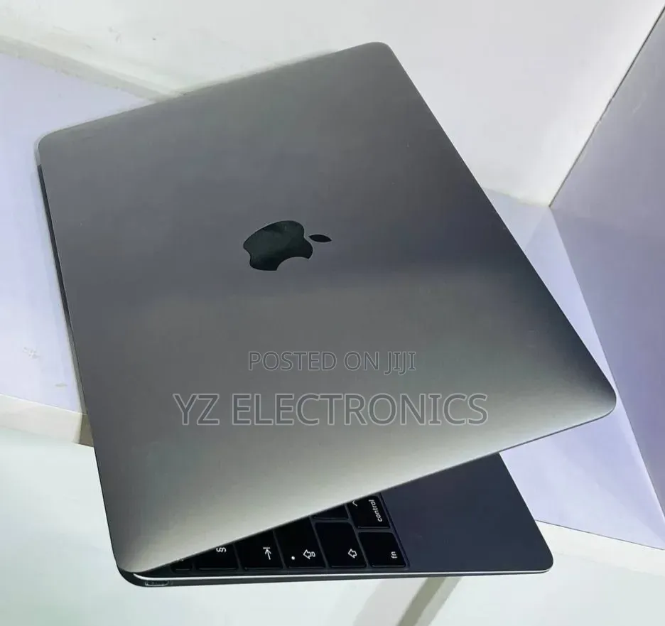 New Laptop Apple MacBook Pro 2017 8GB Intel Core i5 SSD 512GB