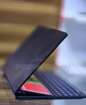 New Laptop Asus Zenbook 14 UX434 32GB Intel Core i7 SSD 1T