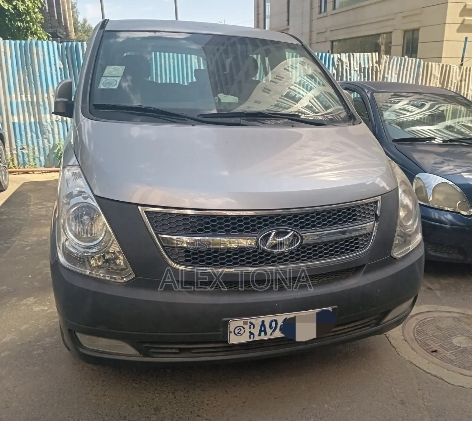 Hyundai Starex 2012 Grey