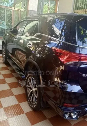 Toyota Fortuner 2018 Brown