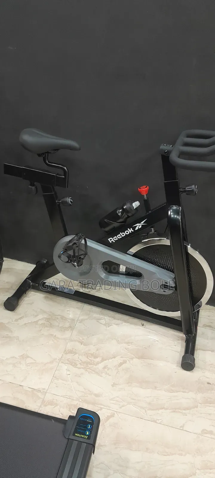 Exercises Bike ቦታ ማትይዝ ያለማብራት ሚሰራ