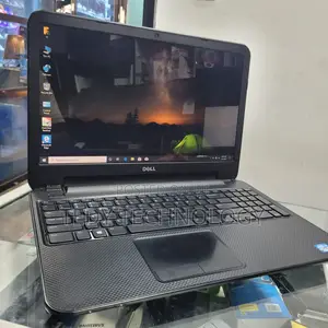 New Laptop Dell Inspiron 15 4GB Intel Core i5 HDD 500GB
