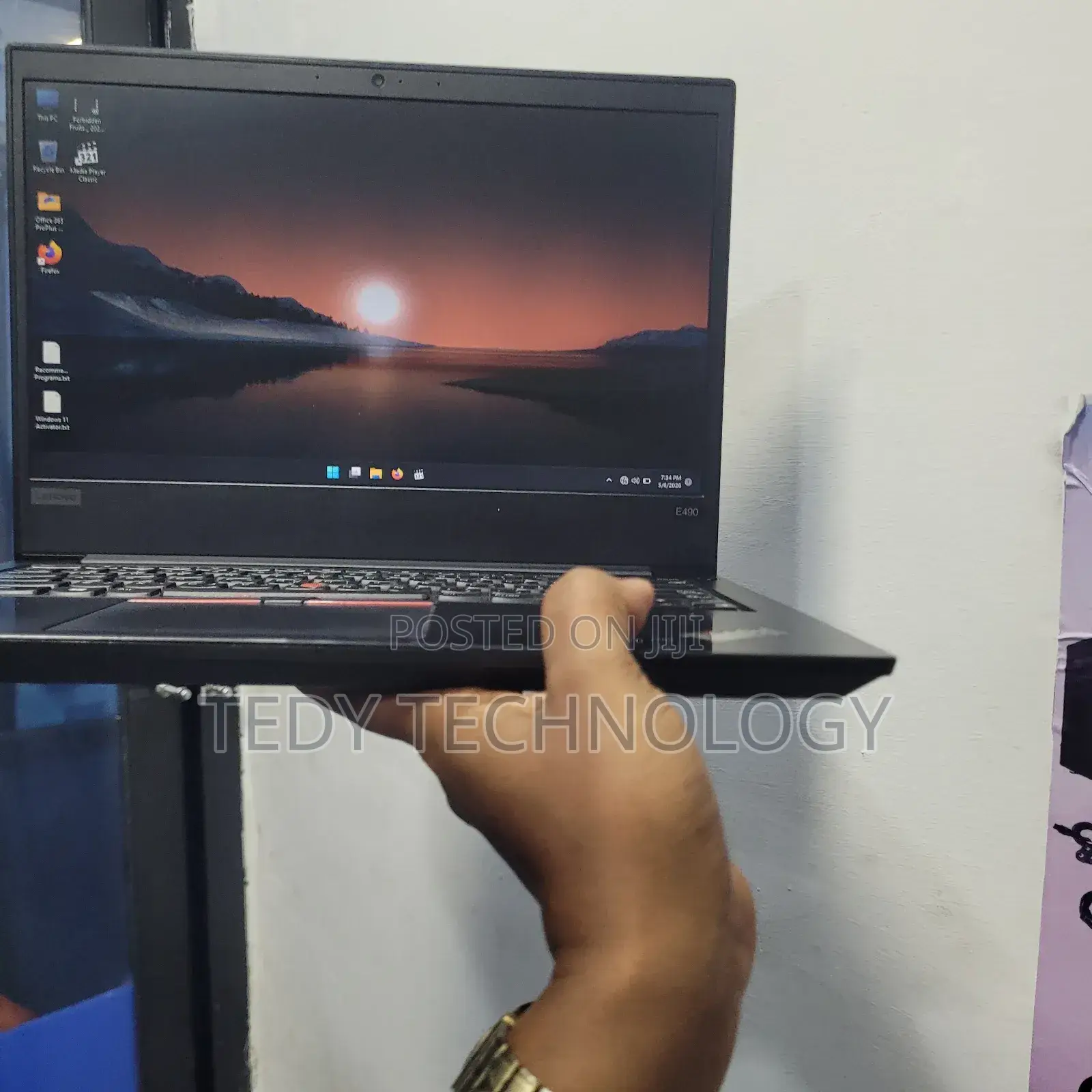 New Laptop Lenovo ThinkPad E495 8GB Intel Core i7 SSD 256GB