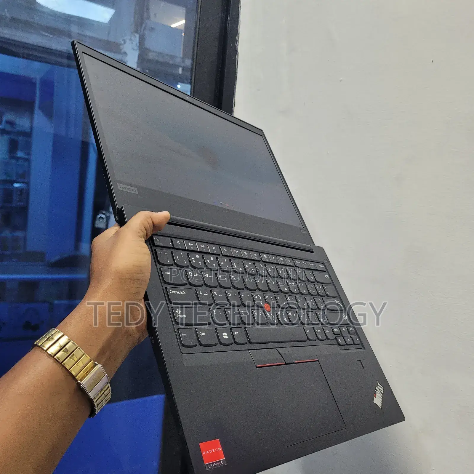 New Laptop Lenovo ThinkPad E495 8GB Intel Core i7 SSD 256GB