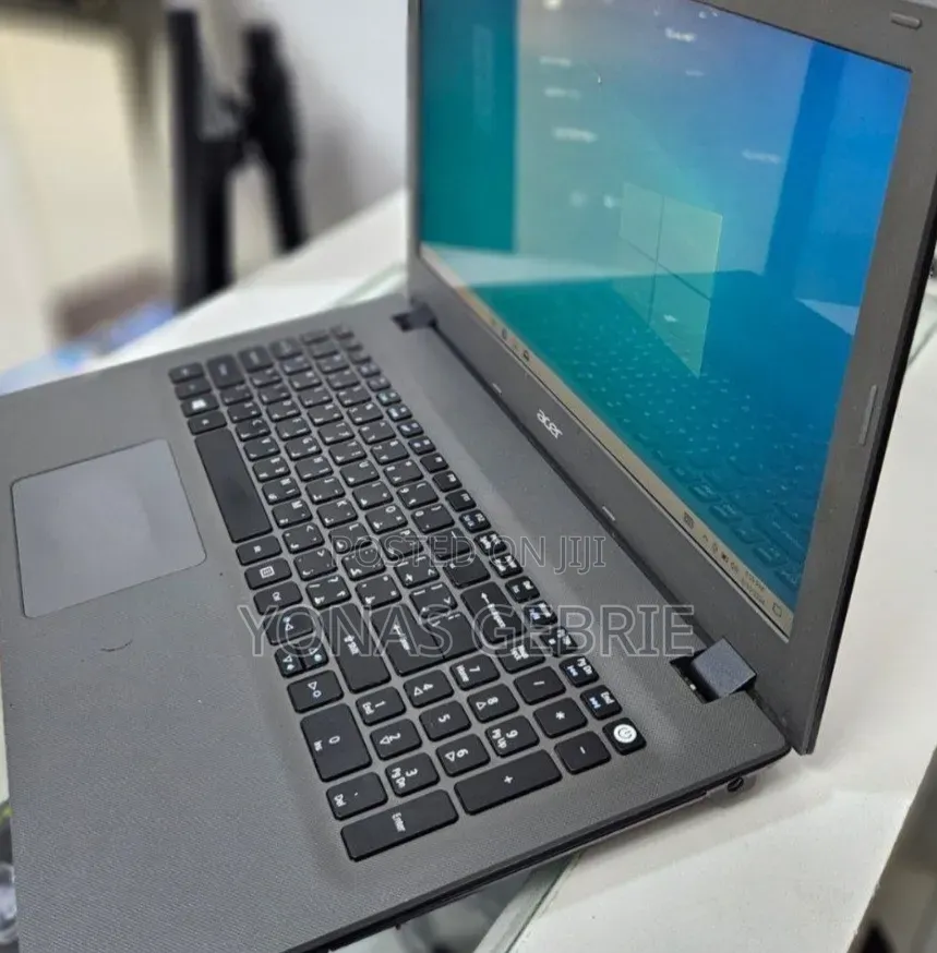 New Laptop Acer 8GB Intel Core i5 HDD 1T