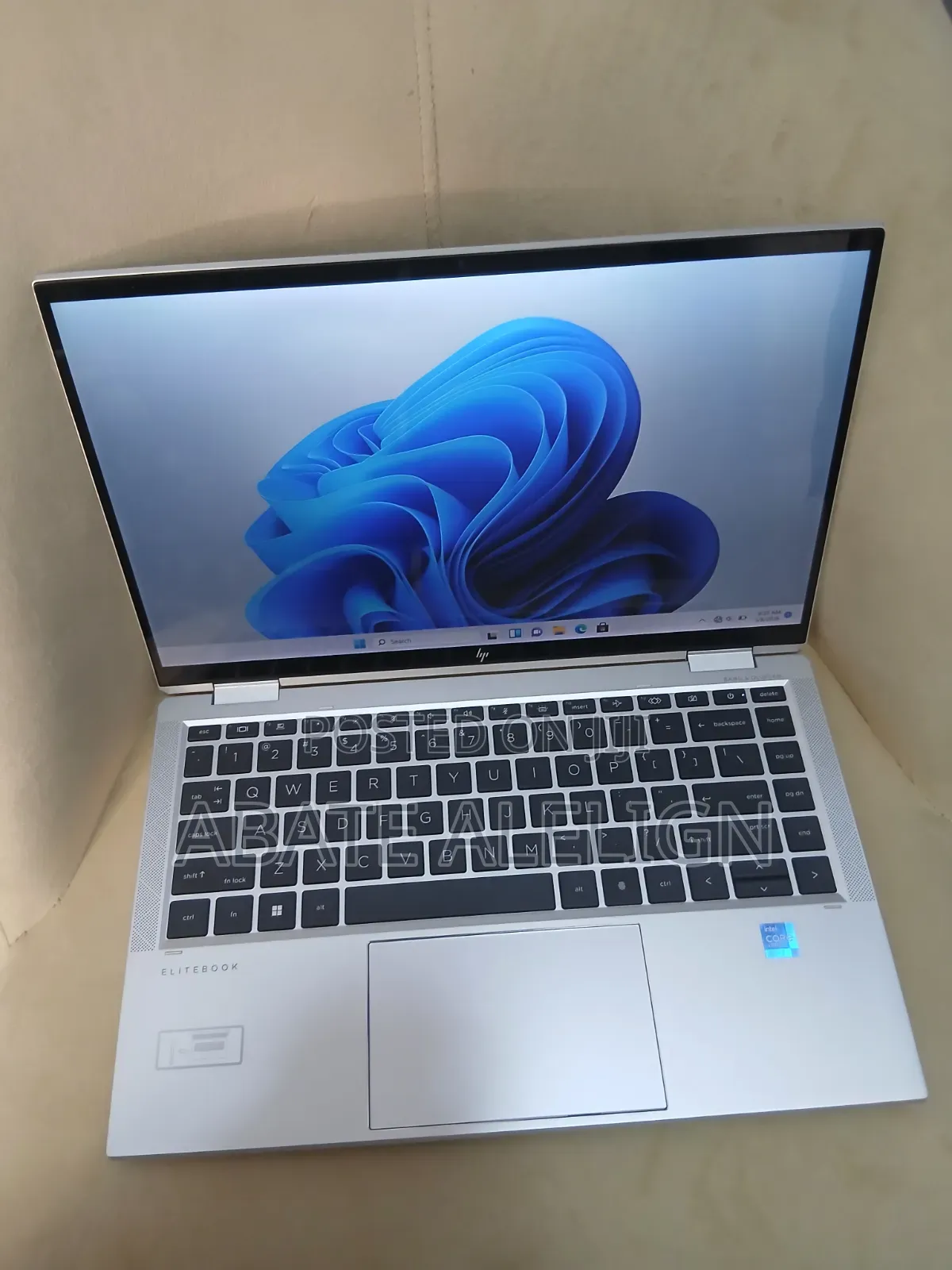 New Laptop HP EliteBook 1040 G8 16GB Intel Core i5 SSD 512GB