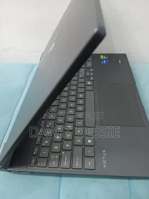 New Laptop HP 16GB Intel Core i7 SSD 512GB