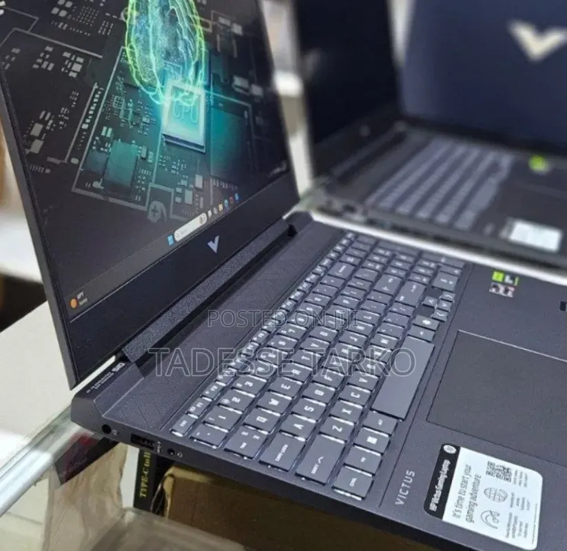 New Laptop HP Victus 15 16GB AMD Ryzen 7 SSD 512GB