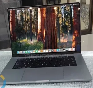 New Laptop Apple MacBook Pro M1 32GB Apple M1 Pro SSD 1T