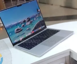 New Laptop Apple MacBook Pro M1 16GB Apple M1 Pro SSD 512GB