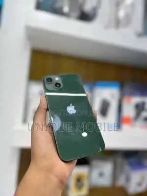Apple iPhone 13 128 GB Green