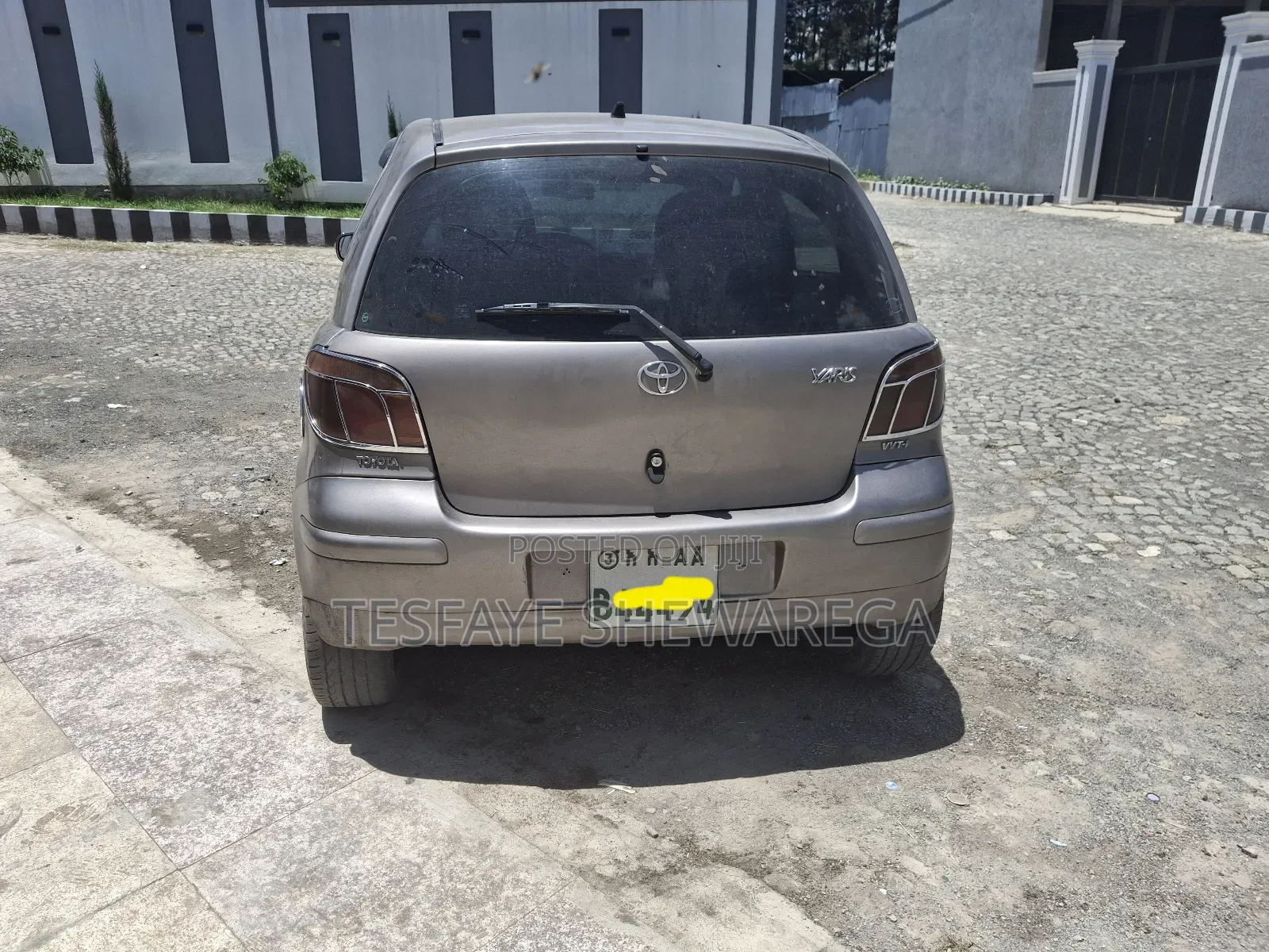Toyota Yaris 2004 Gray