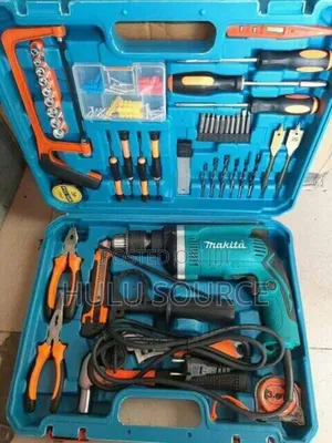Makita Drill With Full Sey