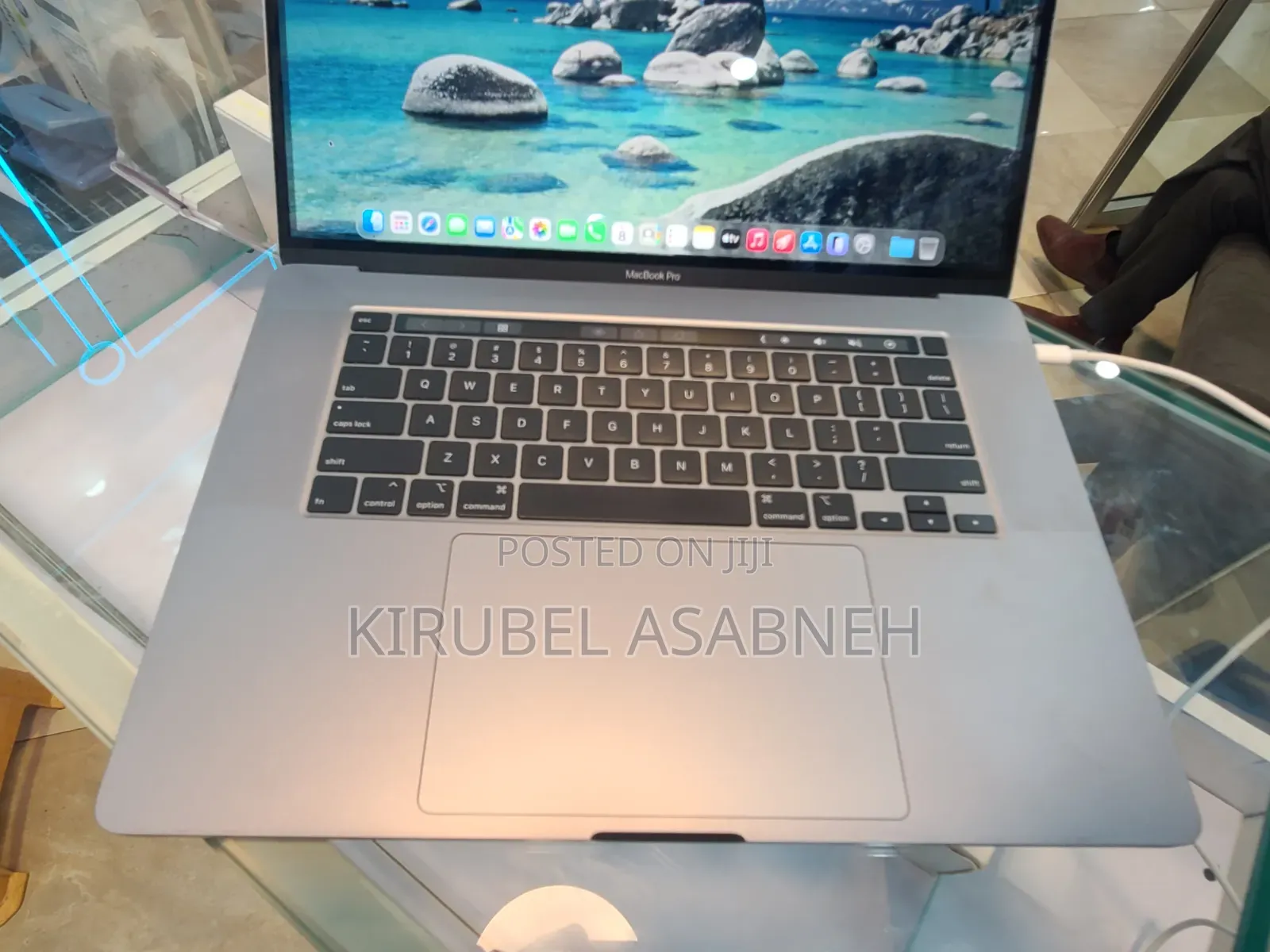 Laptop Apple MacBook Pro 2019 32GB Intel Core i9 SSD 1T