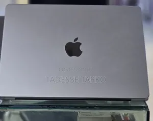 New Laptop Apple MacBook Pro M1 32GB Apple M1 Pro SSD 512GB