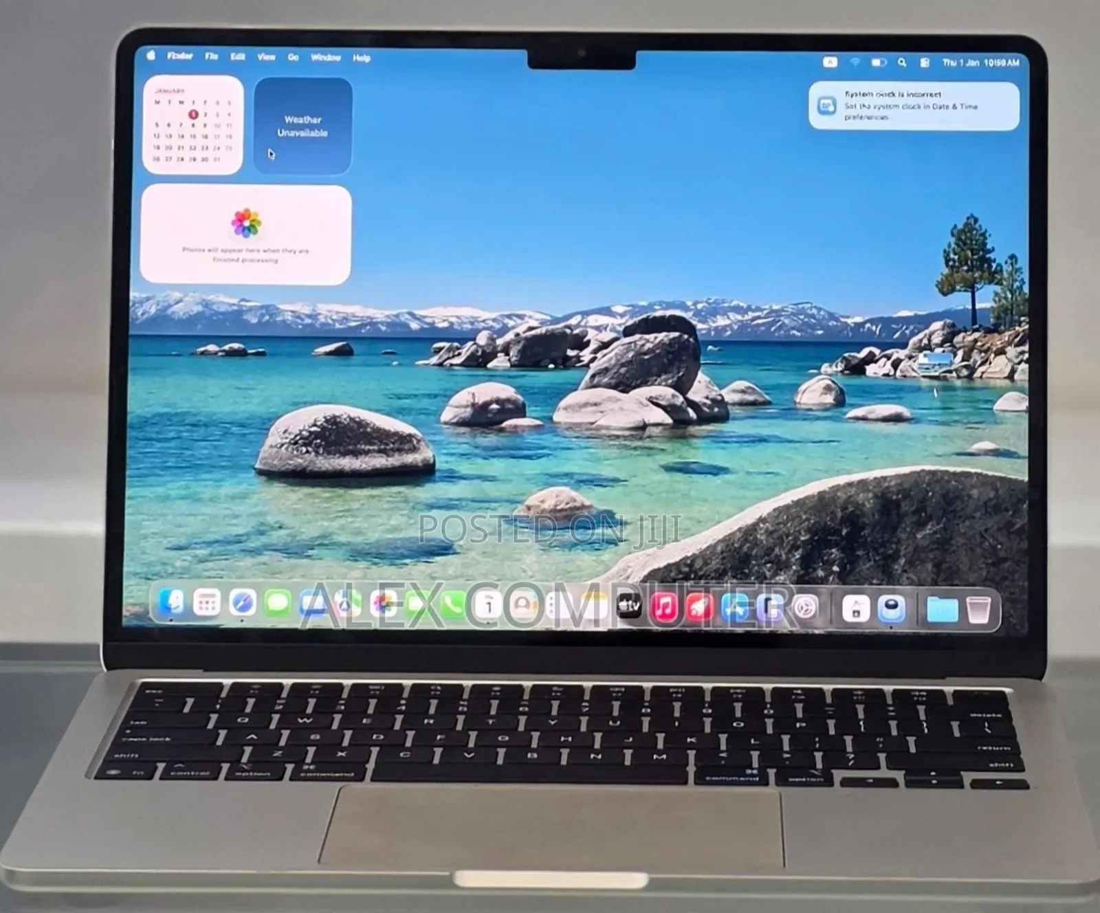 New Laptop Apple MacBook Air 2025 M4 13-inch 16GB Apple M4 SSD 256GB