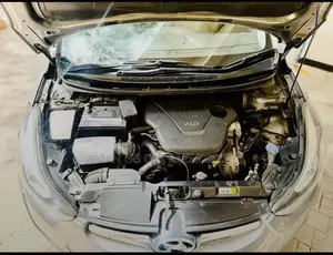 Hyundai Avante 2015 Silver