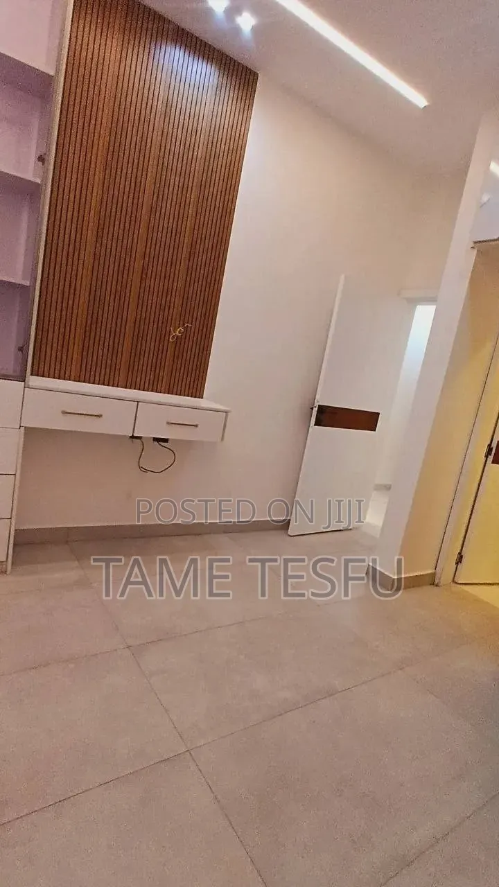 Furnished 3bdrm Villa in ሀያት, Bole for sale