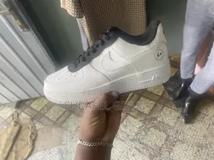 Nike Air Force