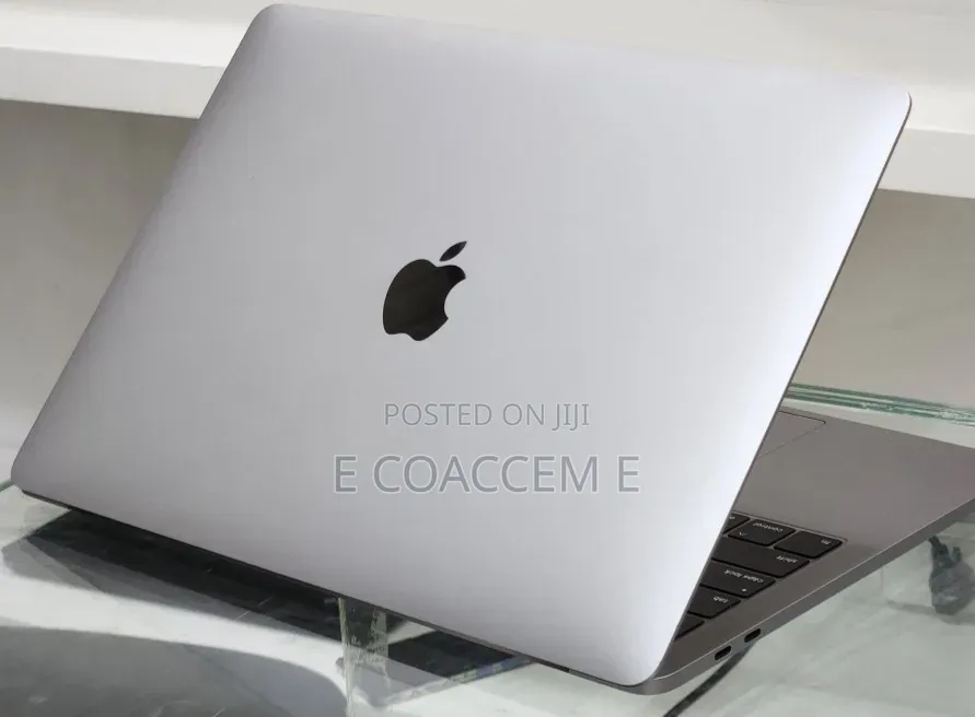 New Laptop Apple MacBook 16GB Intel Core i7 SSD 256GB