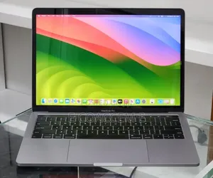 New Laptop Apple MacBook 16GB Intel Core i7 SSD 256GB
