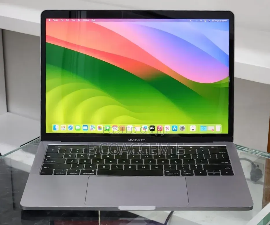 New Laptop Apple MacBook 16GB Intel Core i7 SSD 256GB
