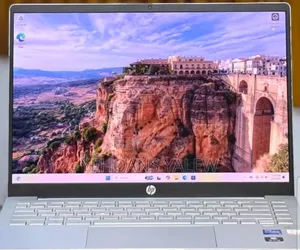 New Laptop HP Pavilion 14-ce1000 16GB Intel Core i5 SSD 512GB