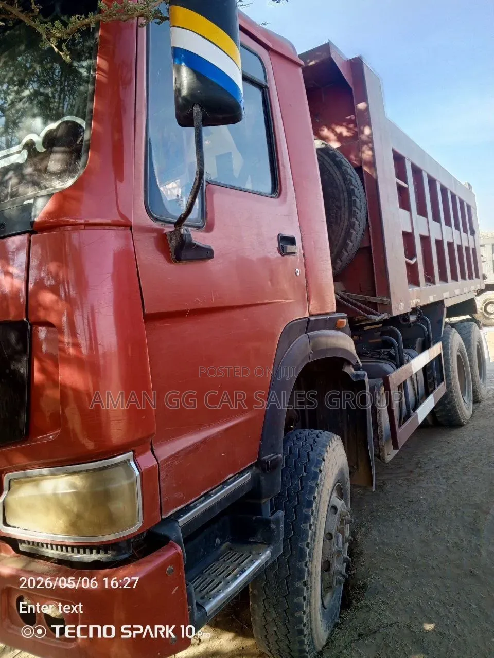 Sinotruck. Dump Truck