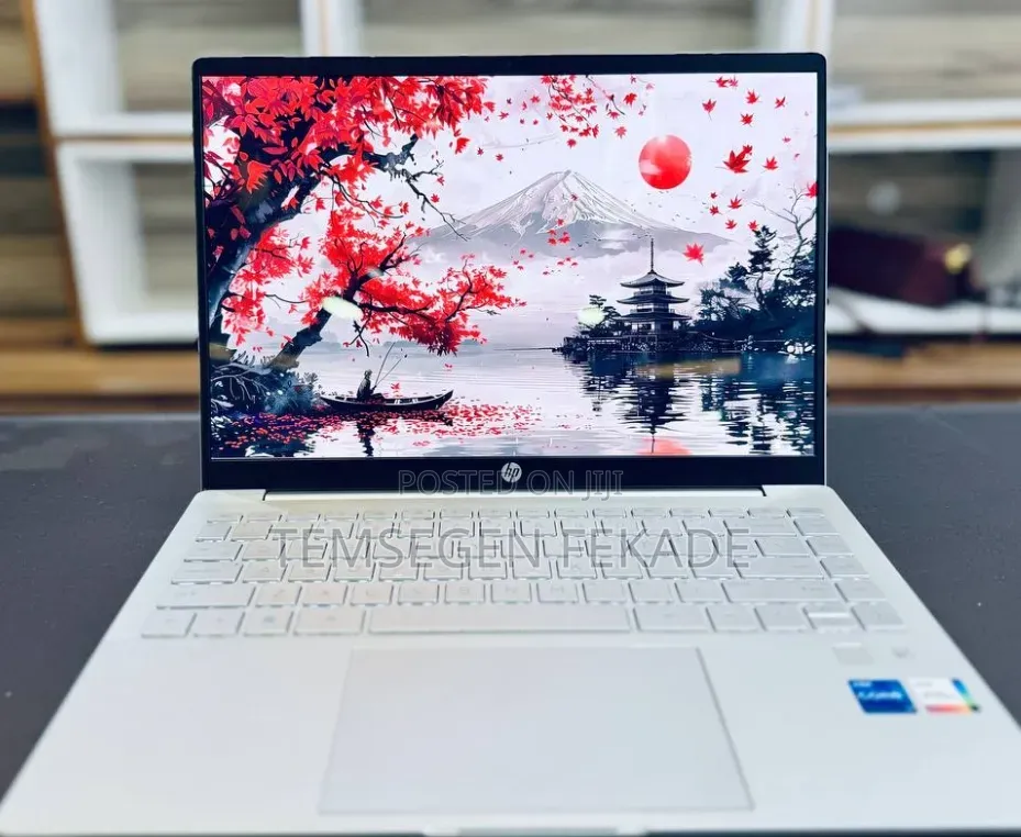 New Laptop HP Pavilion 14 16GB Intel Core i7 SSD 512GB