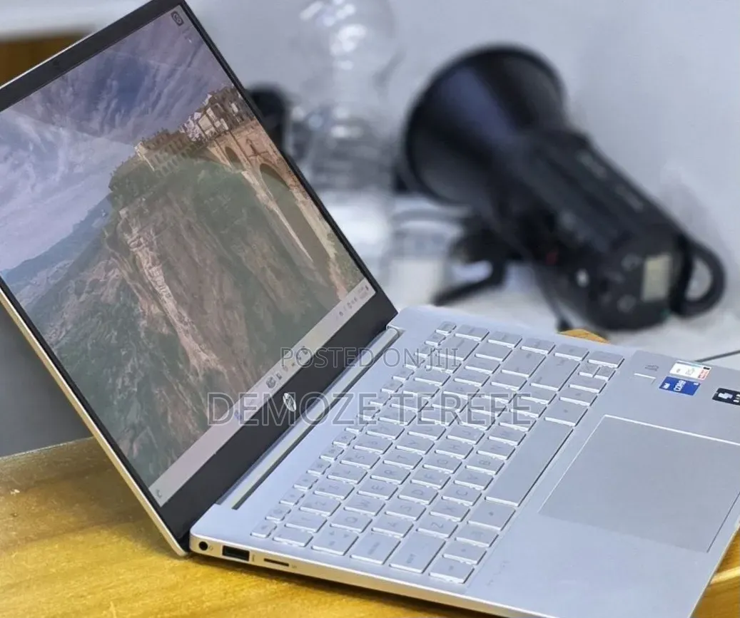 New Laptop HP Pavilion 15 16GB Intel Core i7 SSD 512GB
