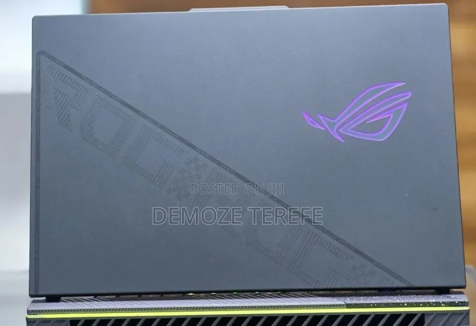 New Laptop Asus ROG Strix G15 16GB Intel Core i9 SSD 1T