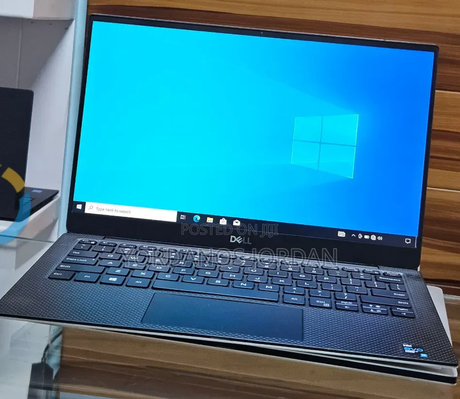 New Laptop Dell XPS 13 16GB Intel Core i7 SSD 512GB