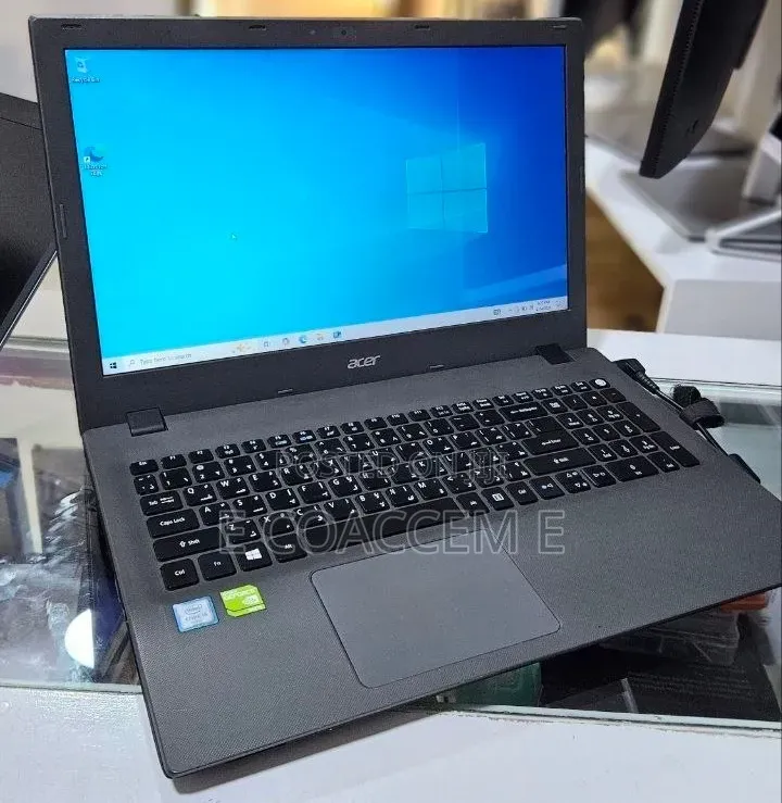 New Laptop Acer 8GB Nvidia HDD 1T