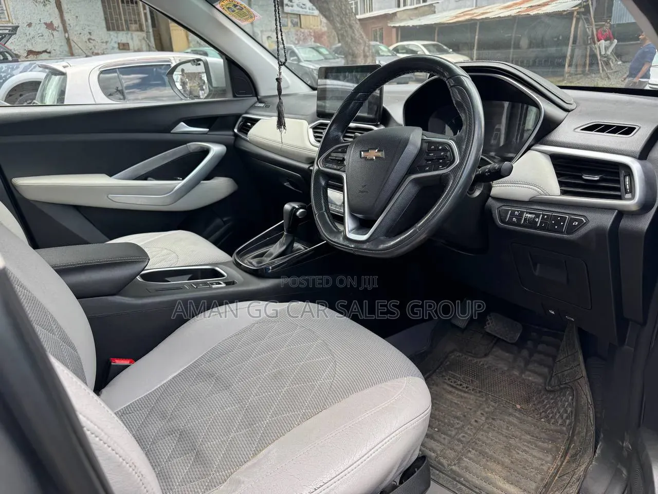 Chevrolet Captiva 2021 Silver