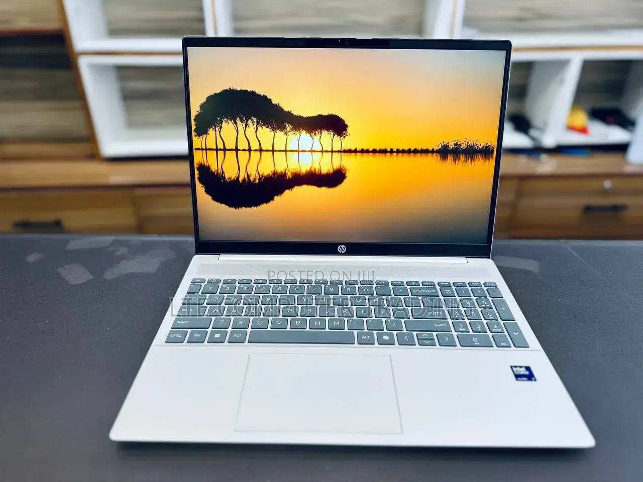 New Laptop HP OmniBook 5 16" 16GB Intel Core Ultra 7 SSD 512GB