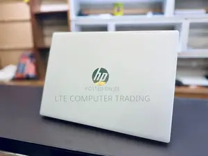 New Laptop HP OmniBook 5 16" 16GB Intel Core Ultra 7 SSD 512GB