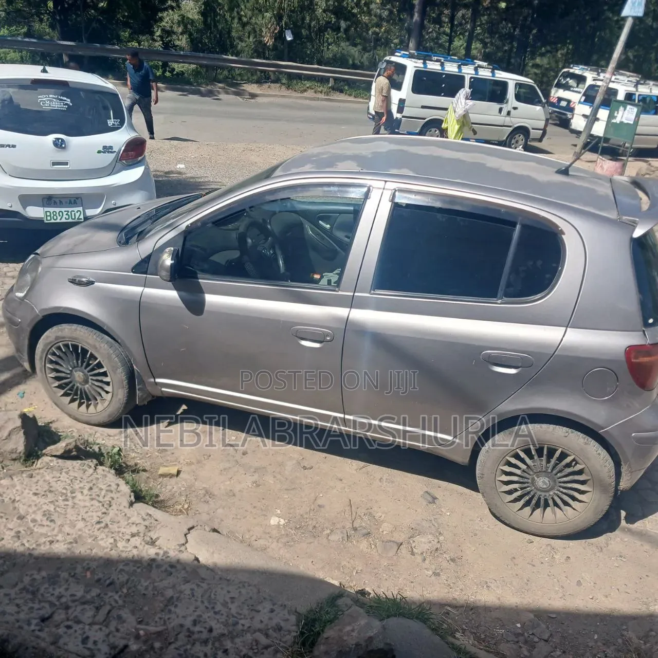 Toyota Vitz 1.0 FWD 3dr 2004 Gold