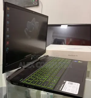 New Laptop HP Pavilion Power 15 16GB Intel Core i7 SSD 512GB