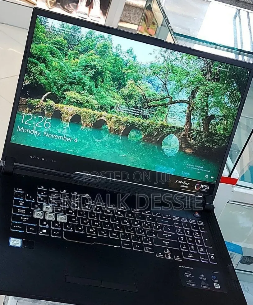 New Laptop Asus ROG Strix G15 16GB Intel Core i7 SSD 1T