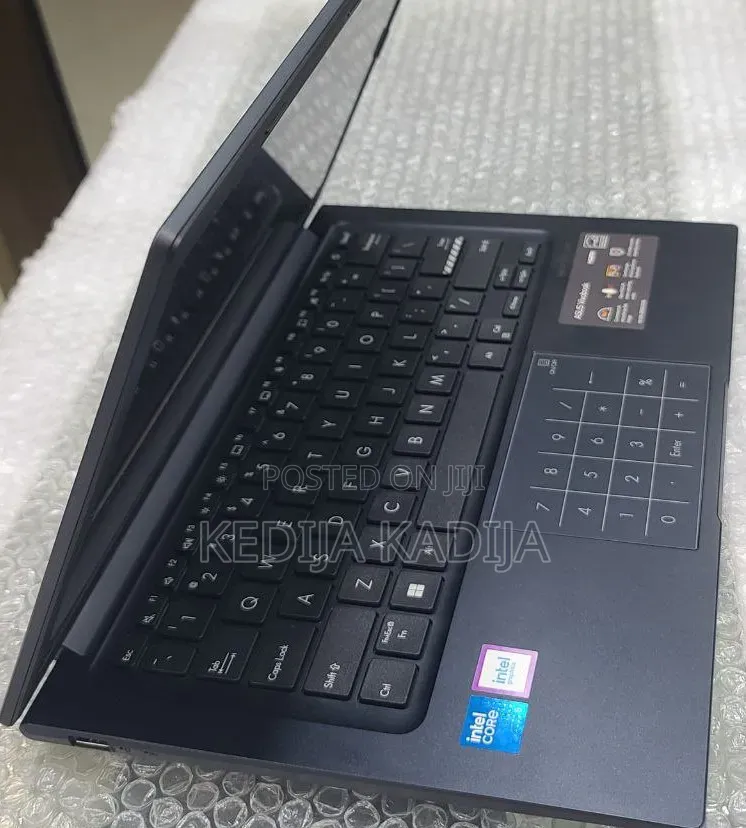 New Laptop Asus VivoBook 15 X505BA 16GB Intel Core i5 SSD 512GB