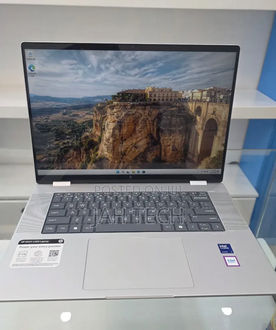New Laptop HP Envy X360 16GB Intel Core 7 SSD 1T