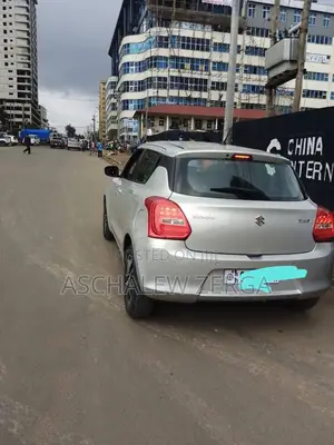 Suzuki Swift RS 2022 Silver