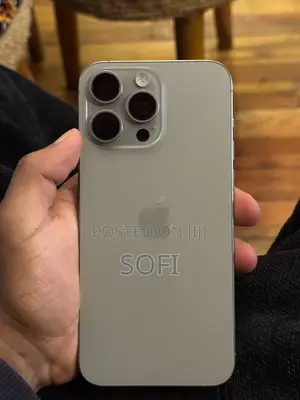 Apple iPhone 15 Pro Max 256 GB Silver