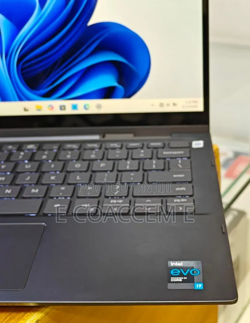New Laptop Dell 16GB Intel Core i7 SSD 512GB