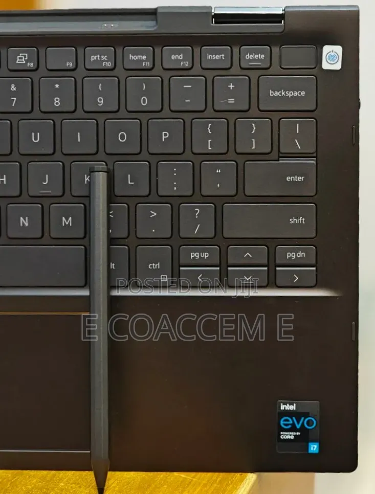 New Laptop Dell 16GB Intel Core i7 SSD 512GB