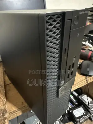 Desktop Computer Dell Optiplex 3040 4GB Intel Core i5 HDD 500GB
