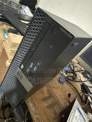 Desktop Computer Dell Optiplex 3040 4GB Intel Core i5 HDD 500GB
