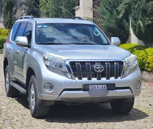 Toyota Land Cruiser Prado 2.8 D-4D 2015 Silver