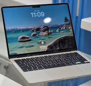 New Laptop Apple MacBook 16GB SSD 256GB