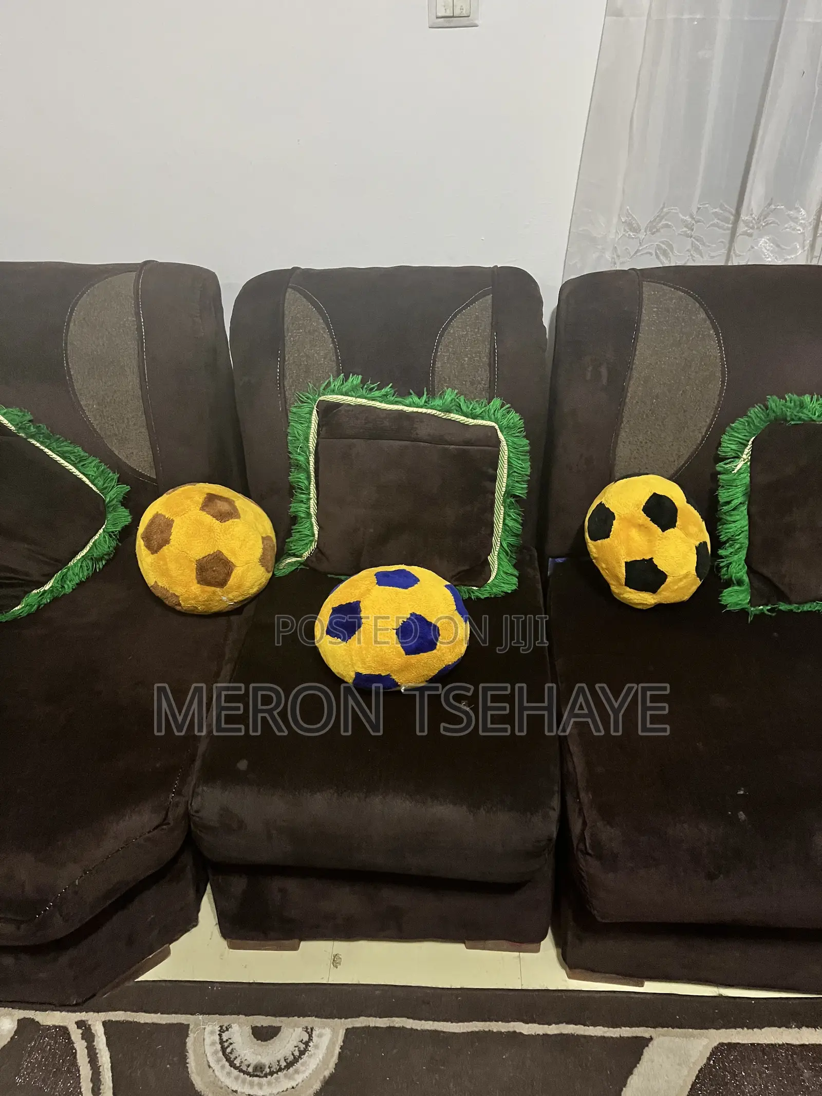 Sofa (Ball) Pillows